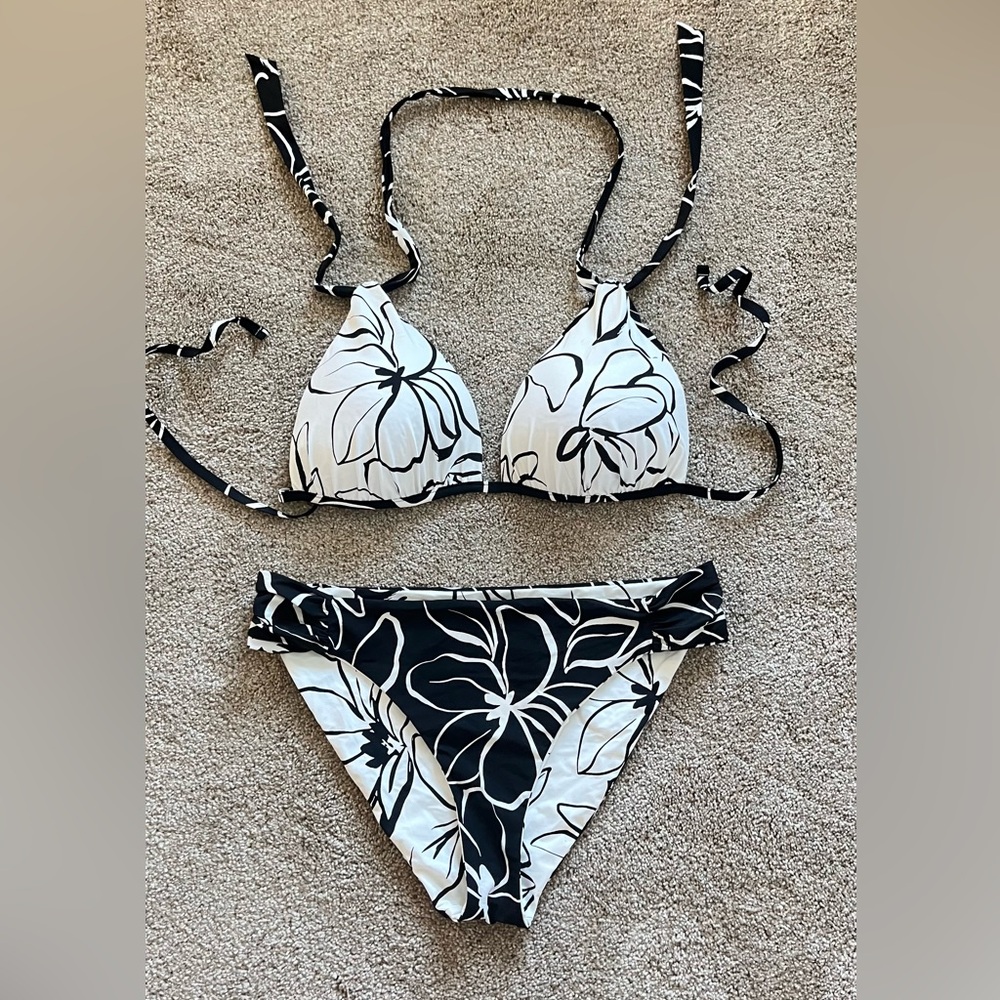 La Blanca Black White Reversible Floral Swim Hipster Bikini size 14 (no tags)